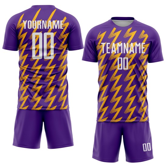 Benutzerdefinierte Lila Weiß-Gold Zickzack Form Sublimation Fußball Uniform Trikot Benutzerdefinierte Lila Weiß-Gold Zickzack Form Sublimation Fußball Uniform Trikot