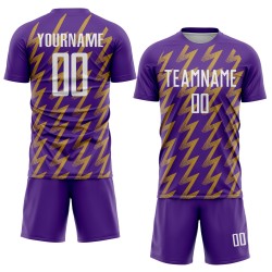 Benutzerdefinierte Lila Weiß-Altgold Zickzack Form Sublimation Fußball Uniform Trikot Benutzerdefinierte Lila Weiß-Altgold Zickzack Form Sublimation Fußball Uniform Trikot