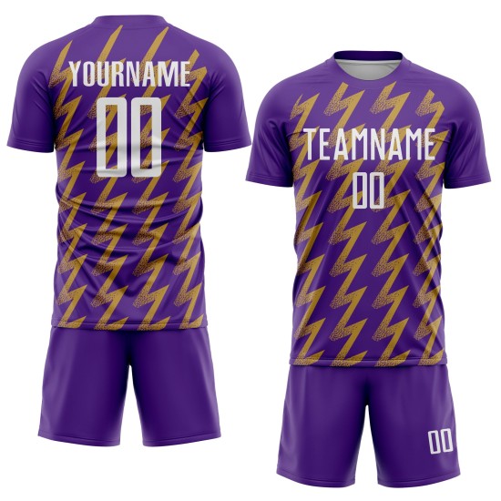 Benutzerdefinierte Lila Weiß-Altgold Zickzack Form Sublimation Fußball Uniform Trikot Benutzerdefinierte Lila Weiß-Altgold Zickzack Form Sublimation Fußball Uniform Trikot